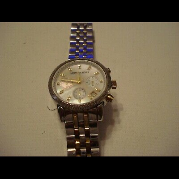 PRETTY DIAMOND MICHAEL KORS MK-5057 LADIES WATCH 3 DIALS RTL $295